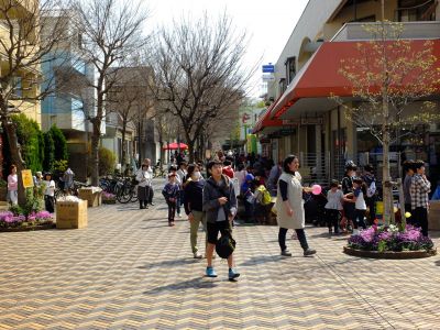 花のある商店街荏田近隣センター
