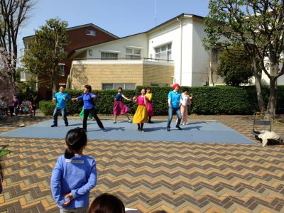 花のある商店街荏田近隣センター
