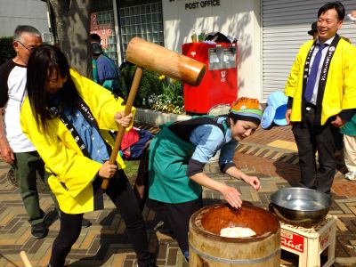 花のある商店街荏田近隣センター
