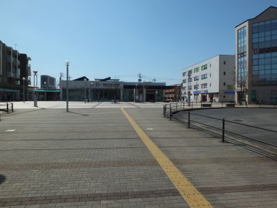 都筑ふれあいの丘駅前
