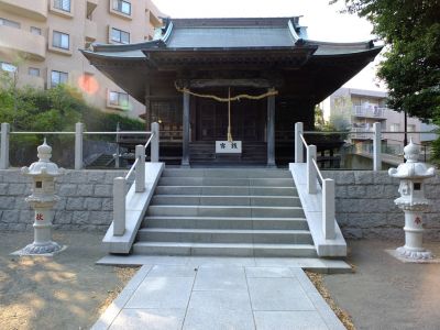 驚神社
