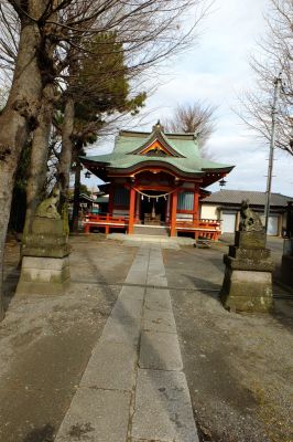 稲荷神社（川向）
