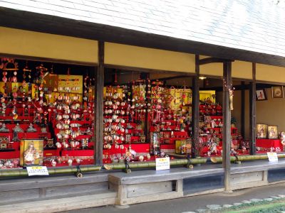 せせらぎ公園（古民家）お雛様
