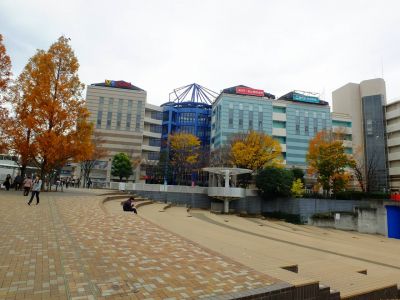 センター南駅前
