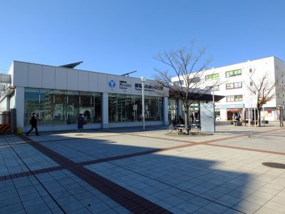 都筑ふれあいの丘駅前
