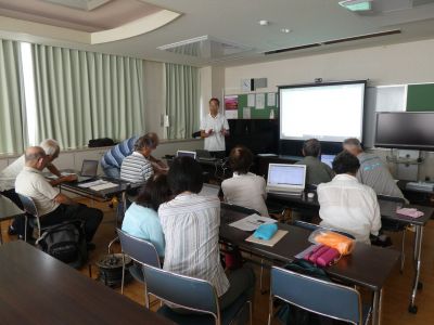 シニアのためのパソコン講座
