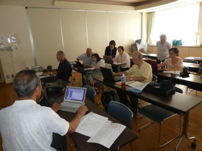 シニアのためのパソコン講座
