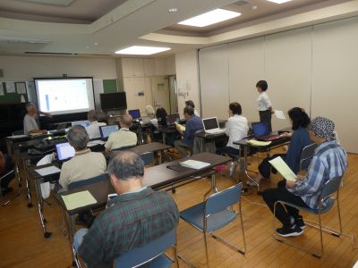 シニアのためのパソコン講座
