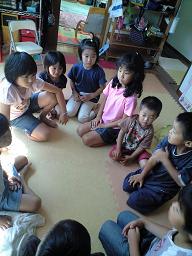 �b������