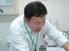 �g������