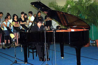 ����̃R���T�[�g