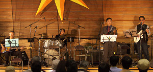 �I�[�W�[�T���o���h�̉��t�ʐ^