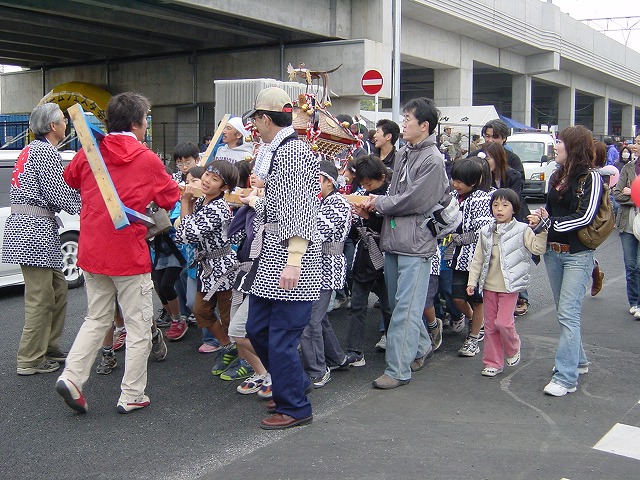 �h���[���t�F�X�^�T